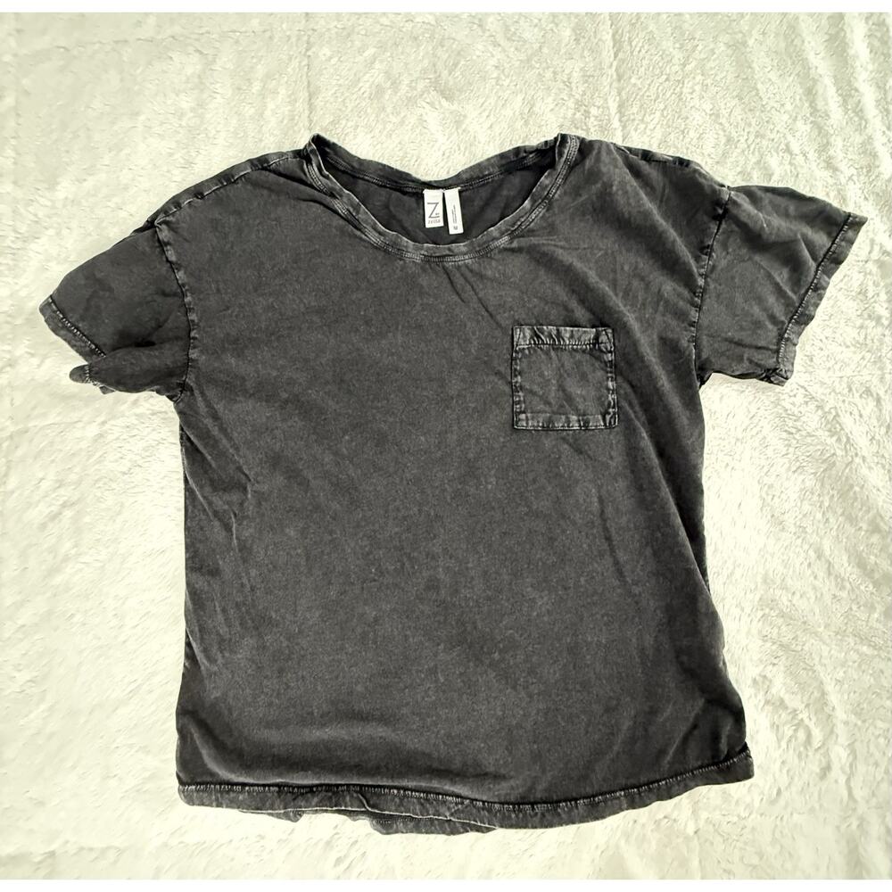 Z by Zella Short Sleeve Pocket T-Shirt Distressed Black Size Medium